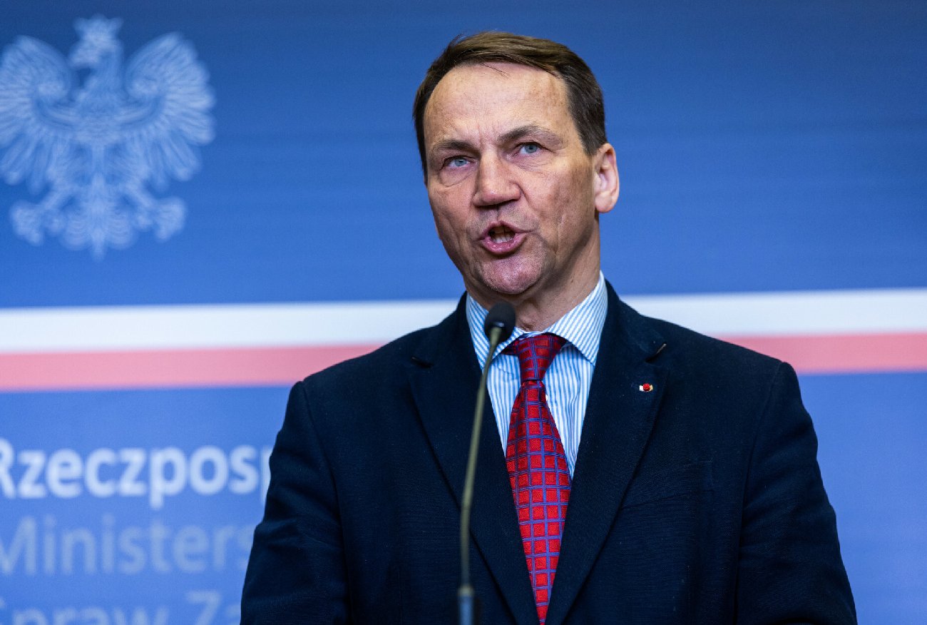 Radosław Sikorski z apelem do Bidena. "Konsekwencje byłyby katastrofalne".
