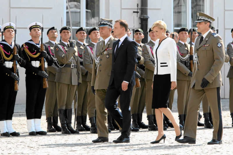 Od 6 sierpnia z pracy w kancelarii Andrzeja Dudy odeszło 35 osób.
