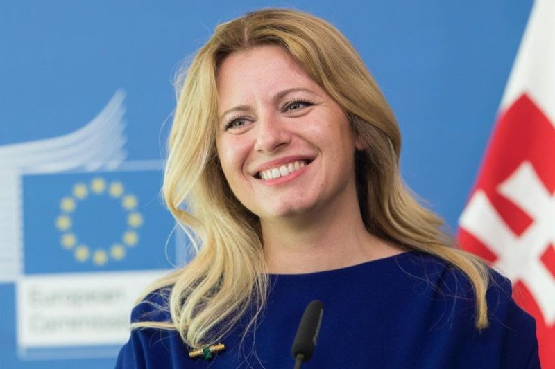 Zuzana Čaputová pokazała na Instagramie, jak spędza wakacje z partnerem