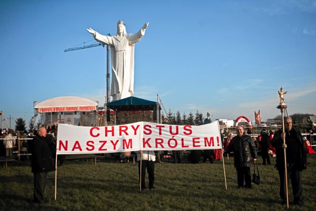 W Jaśle radni zdecydowali o przekazaniu ziemi pod budowę figury Chrystusa Króla Wszechświata.