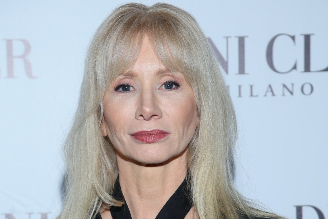 Ewa Gawryluk o trudnym dzieciństwie i przemocy.