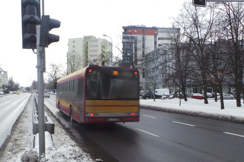 Brudny autobus