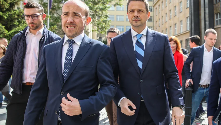 liderzy PO w drodzę na konferencję