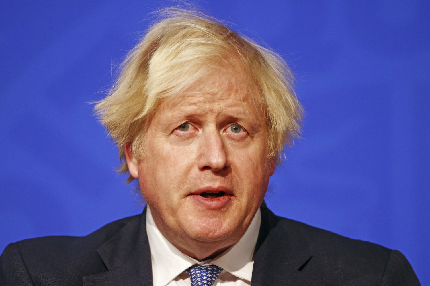 Szef brytyjskiego rządu po raz siódmy został ojcem. Tym razem urodziła mu się córka.