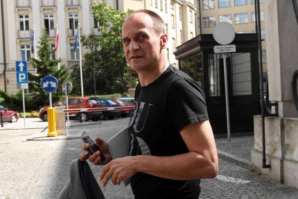 Paweł Kukiz przegrywa walkę o referendum. Kampanię na rzecz JOW prowadzą coraz aktywniej inne stowarzyszenia i organizacje, a antysystemowiec skupia się głównie na budowaniu swojego ruchu.