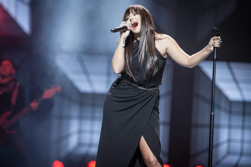 Ewa Farna jest zachwycona wpisem Anny Lewandowskiej na Instagramie. "Kochani, mogę umierać!" – napisała uszczęśliwiona piosenkarka.