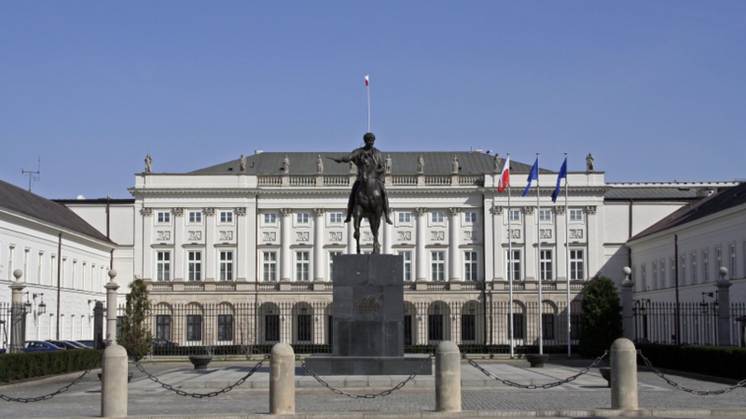 Jeden z zaginionych obrazów z Kancelarii Prezydenta odnalazł się w jednym z warszawskich domów aukcyjnych.