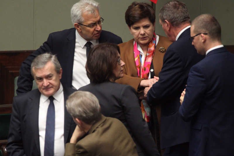 Projekt "Za życiem" niekonstytucyjny? Podobne przepisy PiS w 2014 zaskarżyło do Trybunału Konstytucyjnego.