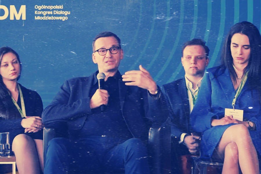 Premier Mateusz Morawiecki podczas Ogólnopolskiego Kongresu Dialogu Młodzieżowego.