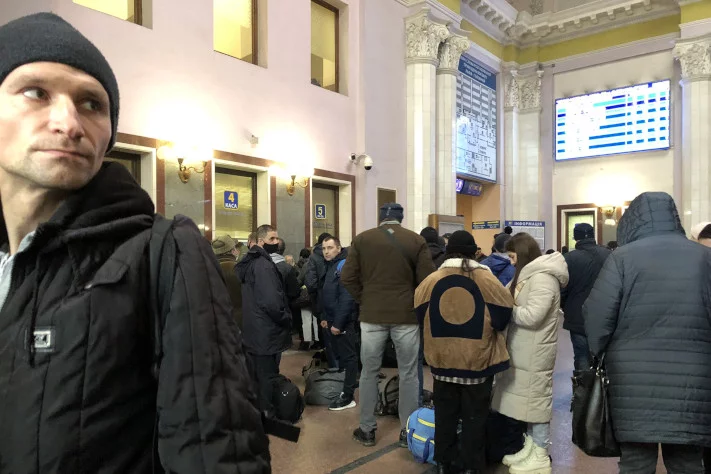 Mężczyzna opisał na Twitterze piekielną podróż z Ukrainy do Polski podczas inwazji Rosji