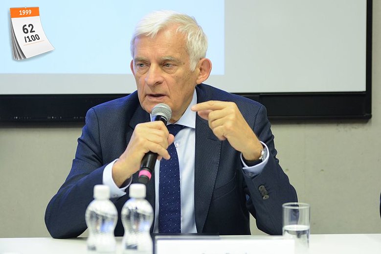 Reformy rządu Jerzego Buzka objęły kluczowe sektory i to cztery na raz w jednym roku