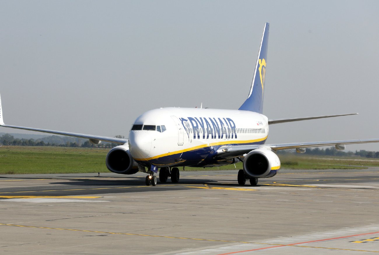 Decyzja Ryanaira uderza w turystów. Za lot zapłacimy jeszcze więcej.