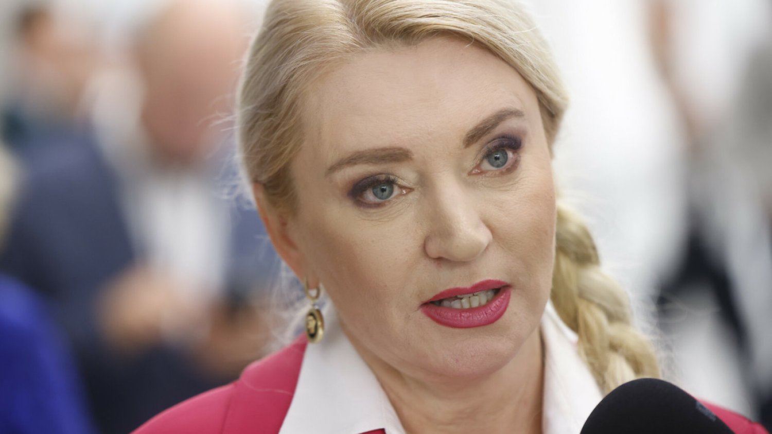 Ksiądz chce wyrzucić posłankę z kościoła. Marta Wcisło: To bardzo przykre