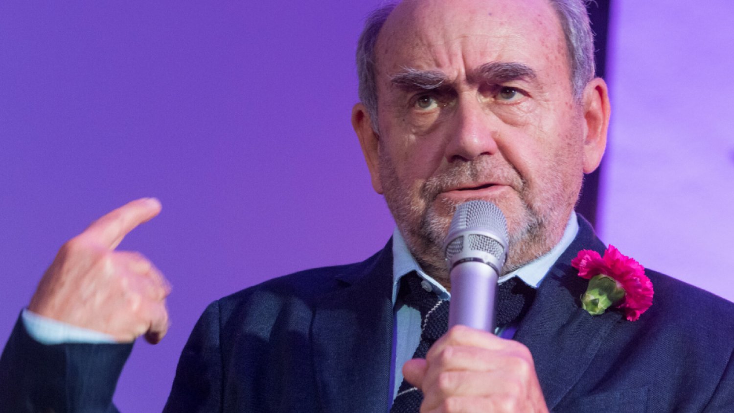 Jan Peszek ostro o polskich artystkach. "C*py, które śpiewają o niczym"