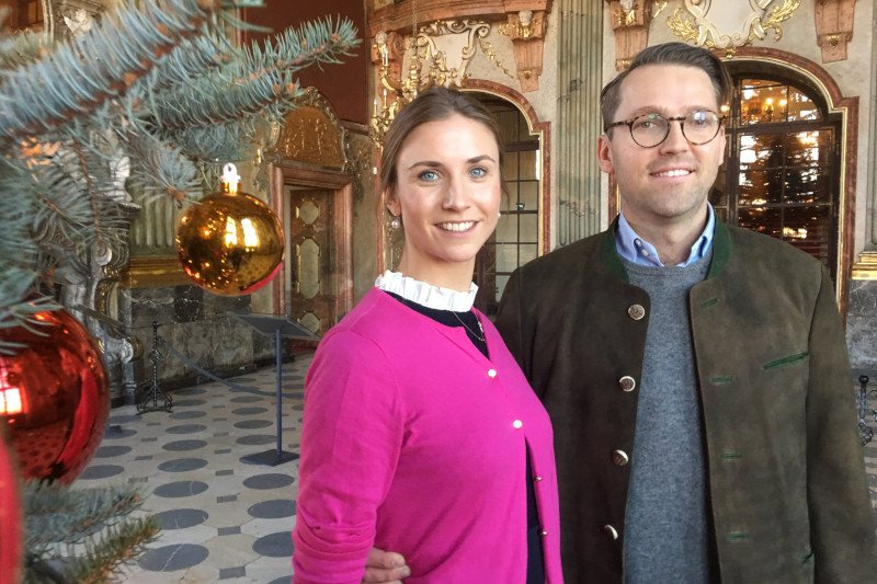 Hrabianka Caroline Alexandra von Hochberg bierze ślub na Zamku Książ.