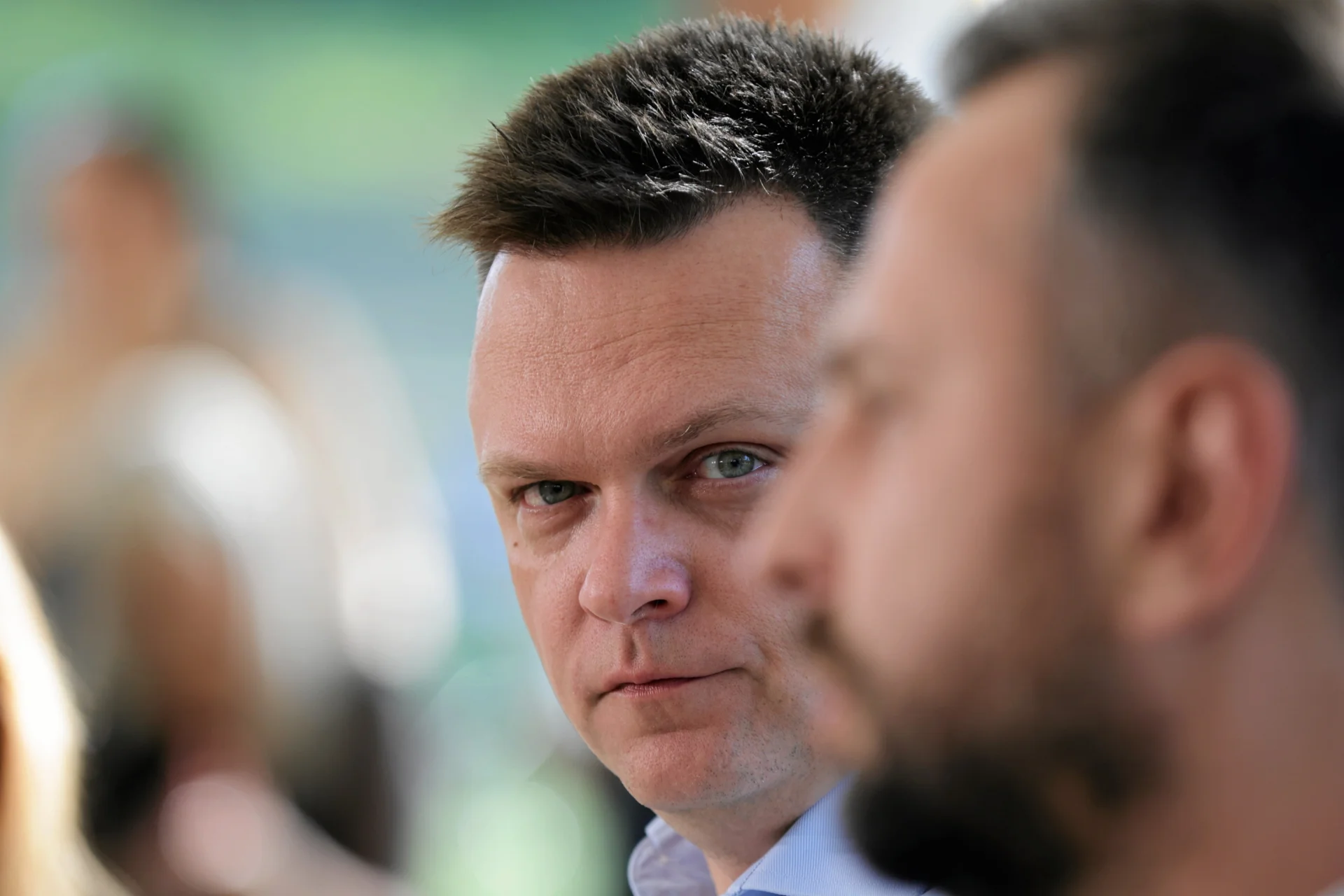 Nowy sondaż partyjny. Dwie partie w dramatycznej sytuacji