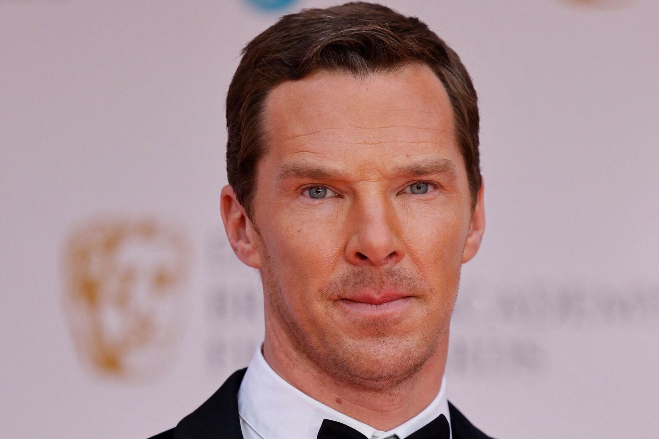 Benedict Cumberbatch chce przyjąć do swojego domu uchodźców z Ukrainy, która od 24 lutego ogarnięta jest wojną. Benedict Cumberbatch chce przyjąć do swojego domu uchodźców z Ukrainy, która od 24 lutego ogarnięta jest wojną.