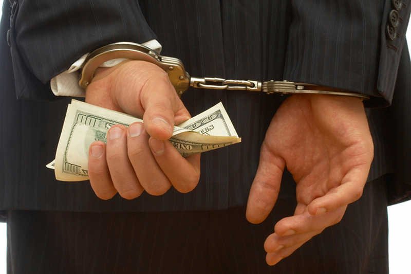 Czy Amber Gold to klasyczna piramida finansowa? A może Marcin Plichta po prostu był naiwny?