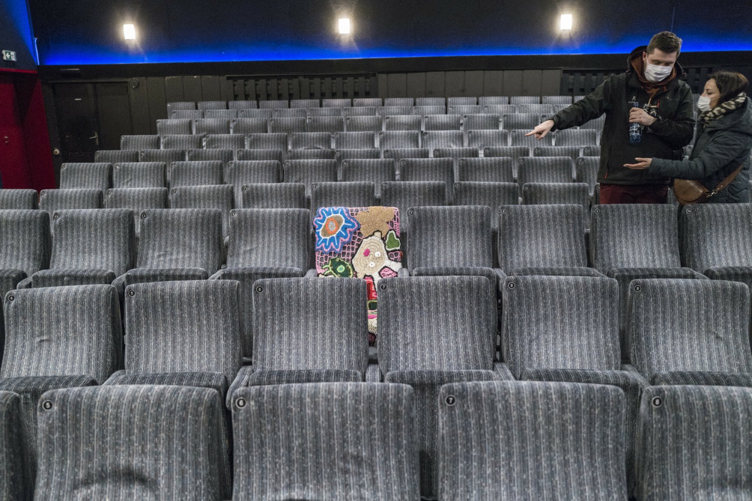 Wieczorem opublikowano rządowe rozporządzenie o obostrzeniach w związku z epidemią COVID-19.