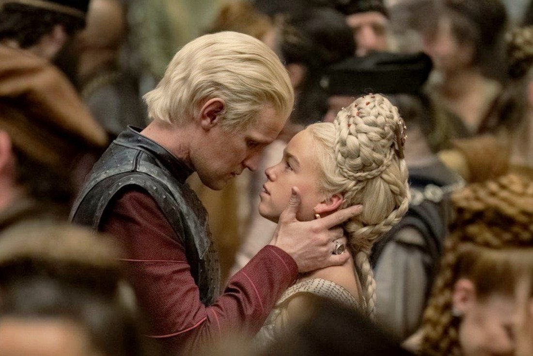 Rhaenyra i Daemon, czyli Milly Alcock i Matt Smith, w "Rodzie smoka"