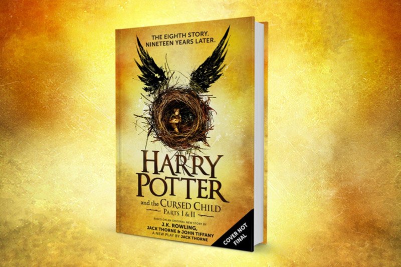"Harry Potter and the Cursed Child" będzie dostępna jako książka w wersji papierowej, oraz e-book.