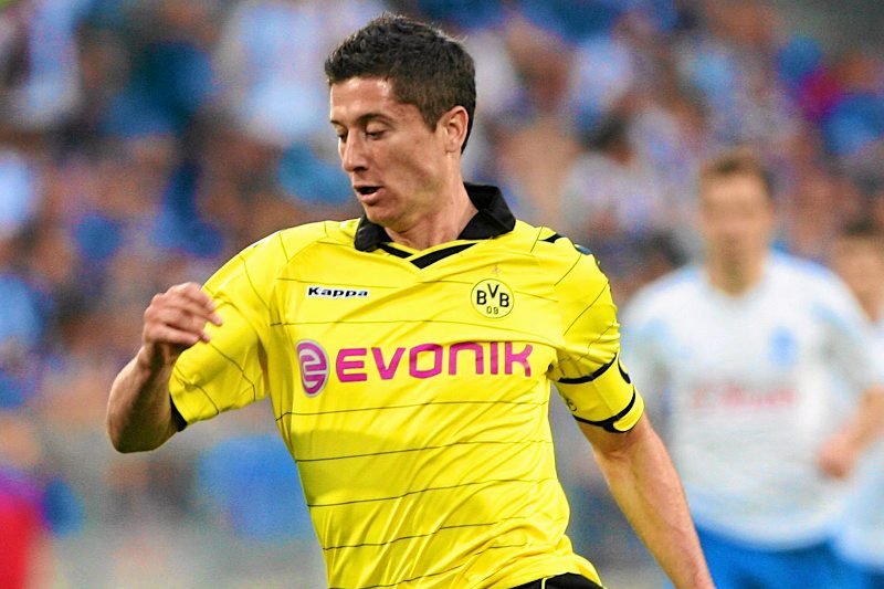 Robert Lewandowski strzelając Realowi cztery bramki zapisał się w historii futbolu
