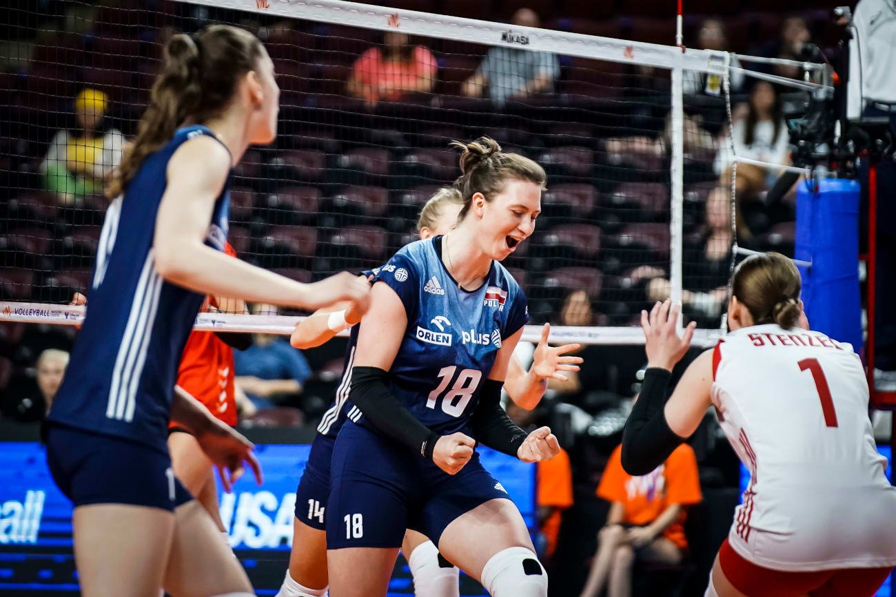 Środkowa Magdalena Gryka i jej koleżanki mogły być zadowolone po ostatnim meczu turnieju VNL w USA.