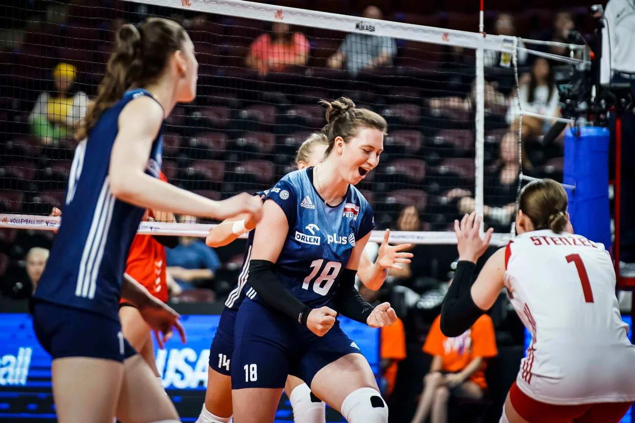 Środkowa Magdalena Gryka i jej koleżanki mogły być zadowolone po ostatnim meczu turnieju VNL w USA.