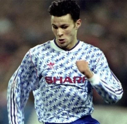 Poza boiskiem Ryan Giggs w takim stroju raczej by się nie pokazał