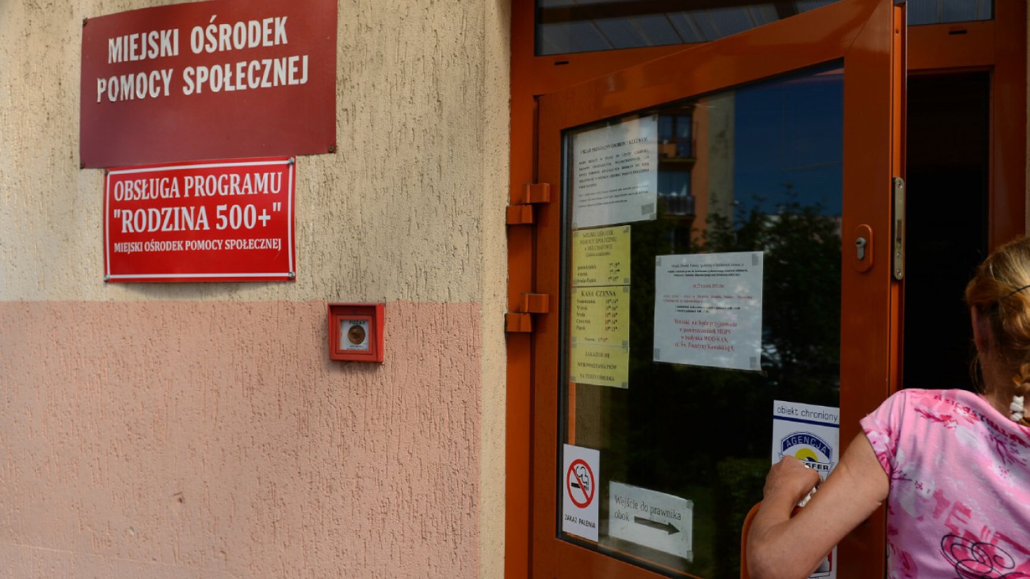 MOPS zabrał głos po śmierci 8-letniego Kamila z Częstochowy. MOPS zabrał głos po śmierci 8-letniego Kamila z Częstochowy.