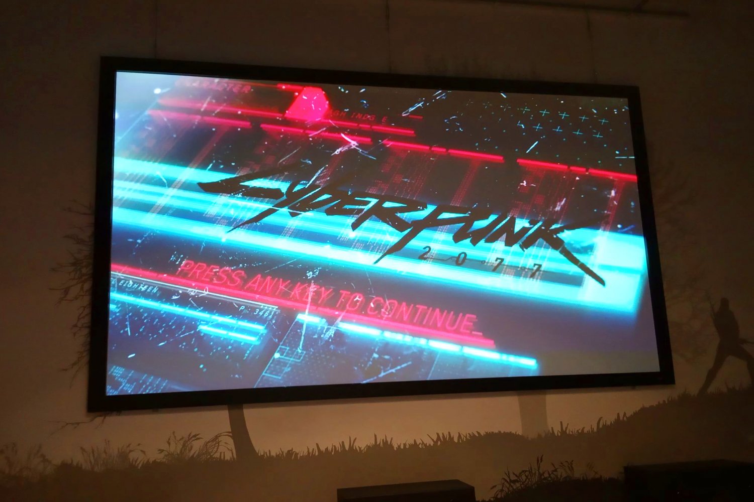 To niestety jedyne zdjęcie, które można było zrobić na pokazie gameplaya "Cyberpunk 2077"