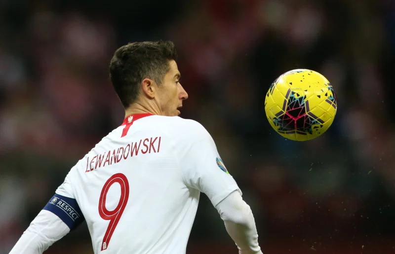 Robert Lewandowski otworzył wynik meczu Polska - Andora w Warszawie