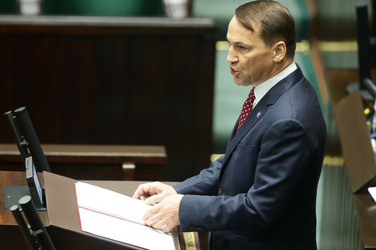 Wystąpienie Sikorskiego zauważone na całym świecie. Tak o nim piszą.