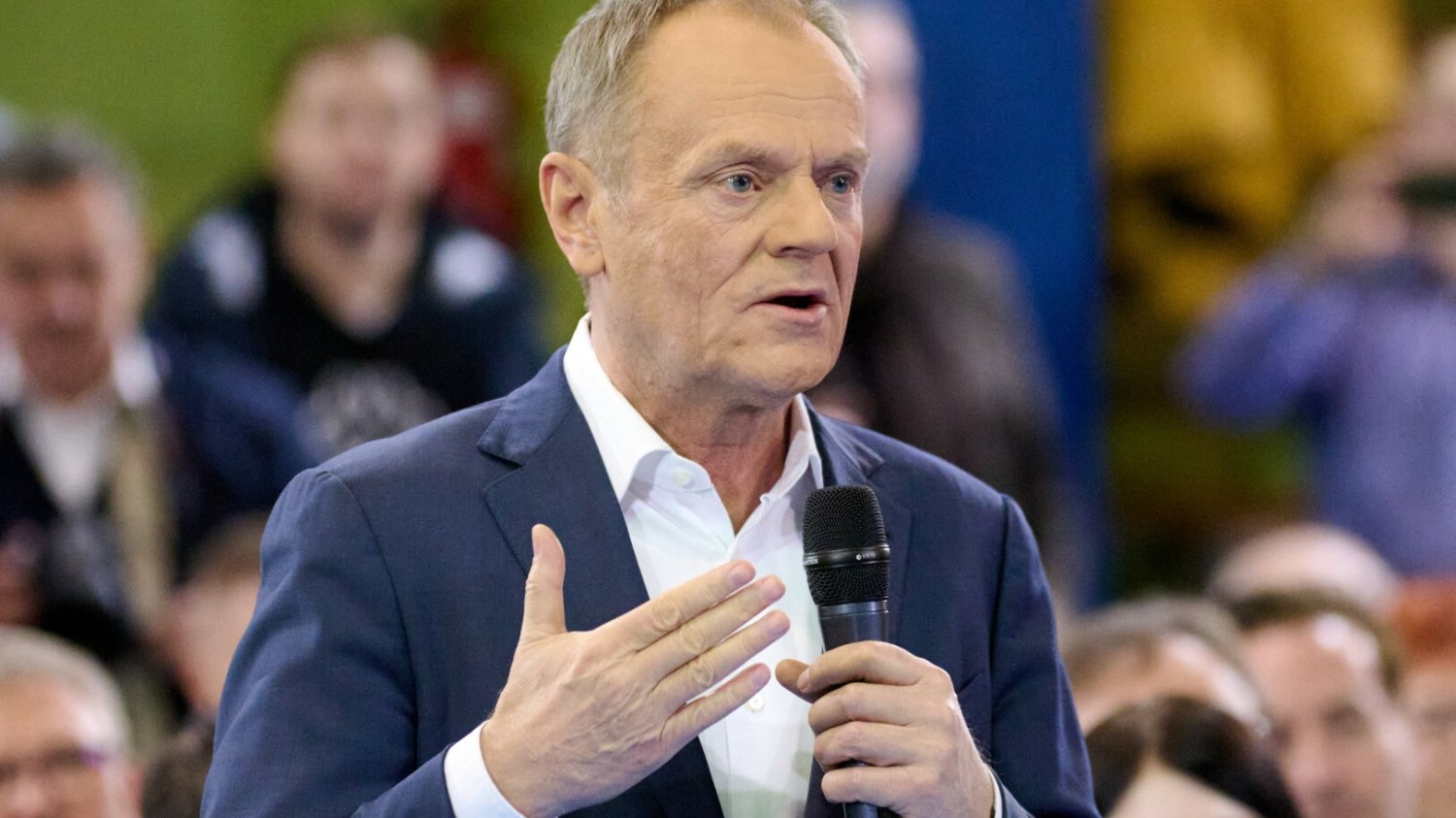 Lider PO Donald Tusk podczas jednego ze spotkań.