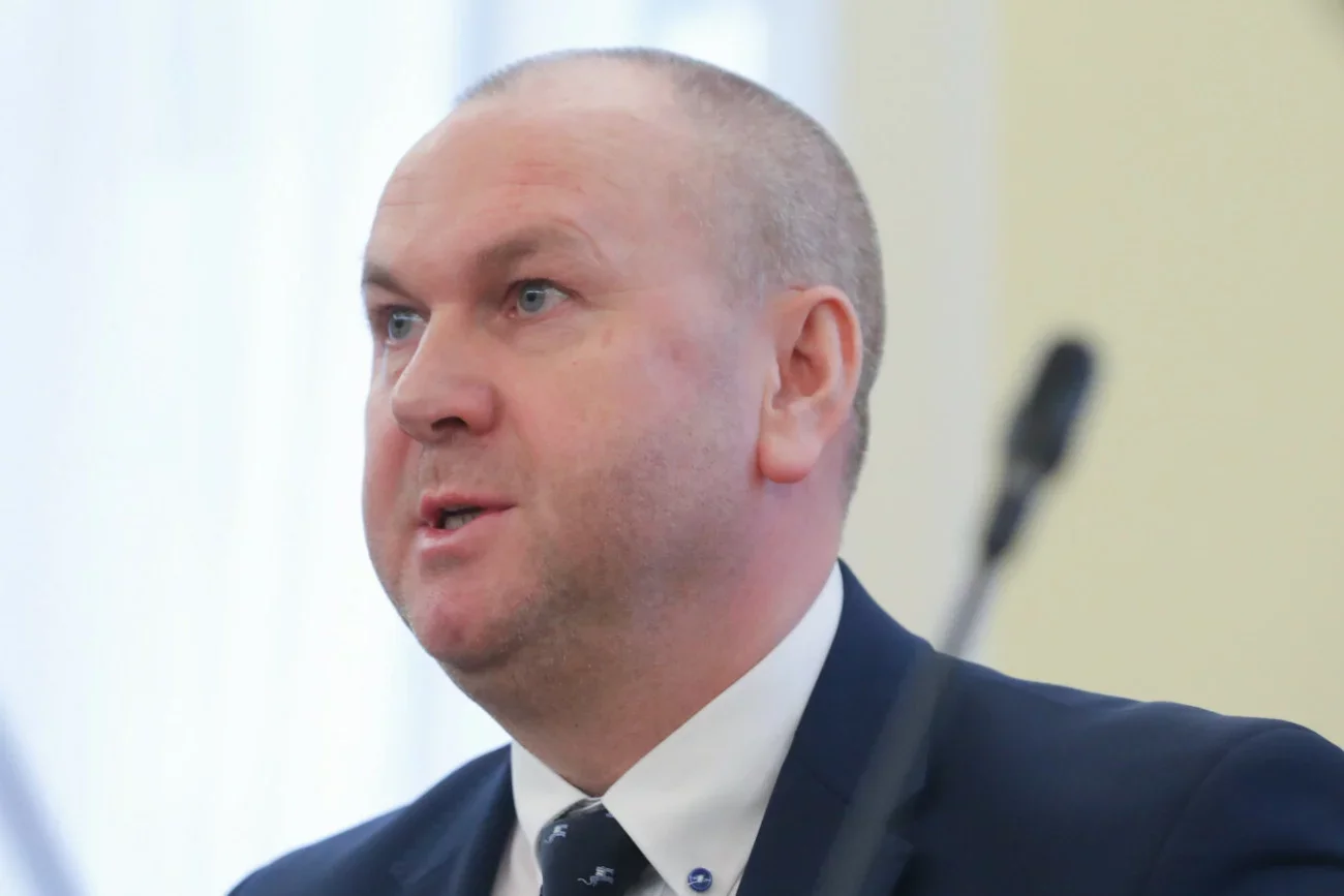 Paweł Wojtunik pyta szefa MSWiA o odprawę w Lucieniu.