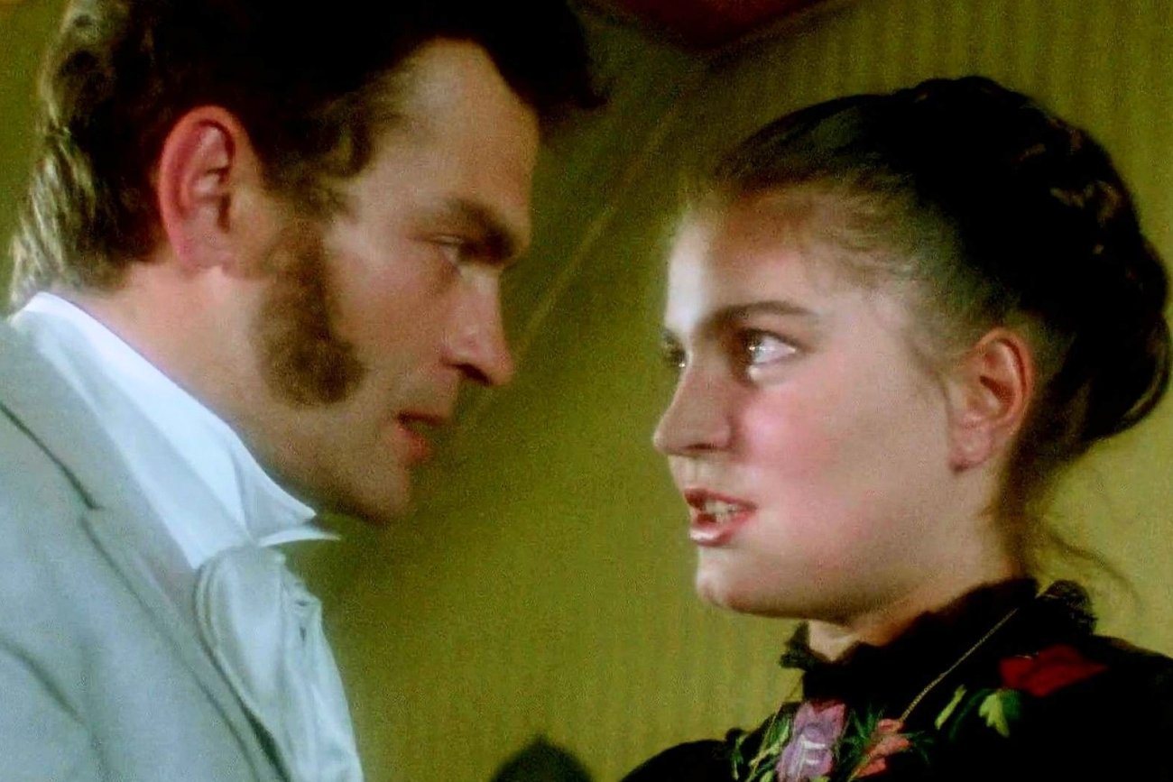 Dziś święto 3 maja, a w telewizji padaka. "Znachora" nie ma, jest tylko to...