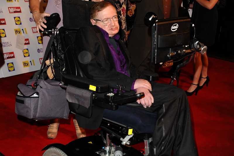 Brytyjski naukowiec Stephen Hawking jest uznawany za najwybitniejszego fizyka od czasów Alberta Einsteina. Kolejny raz nawołuje do kolonizacji kosmosu.