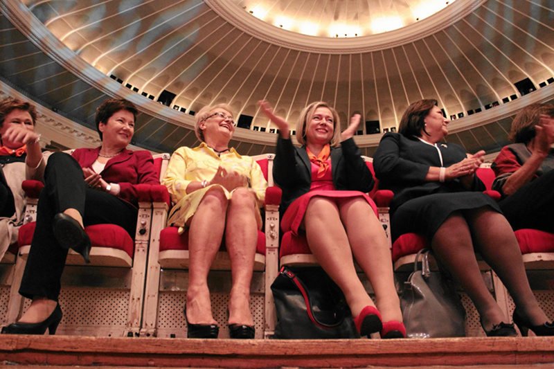 Z badania "Gazety Wyborczej" wynika, że obecność kobiet w polskich serwisach publicystyczno-informacyjnych to zaledwie 23 procent. Na zdjęciu, które jest tylko ilustracją do tekstu Kongres Kobiet.