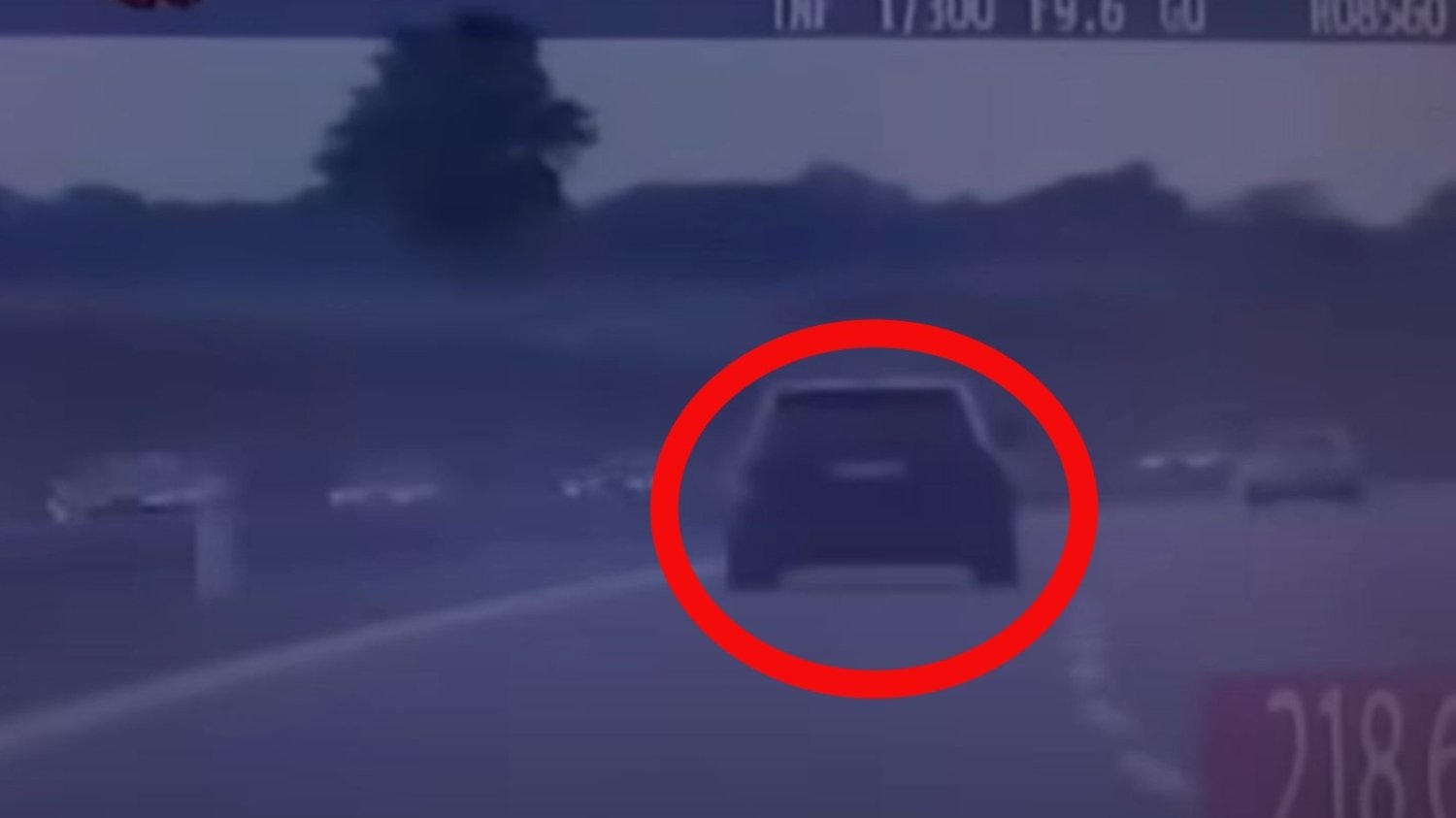 Pirat drogowy przekroczył dozwoloną prędkość o 98 km/h. Łącznie zarobił 24 punkty karne.