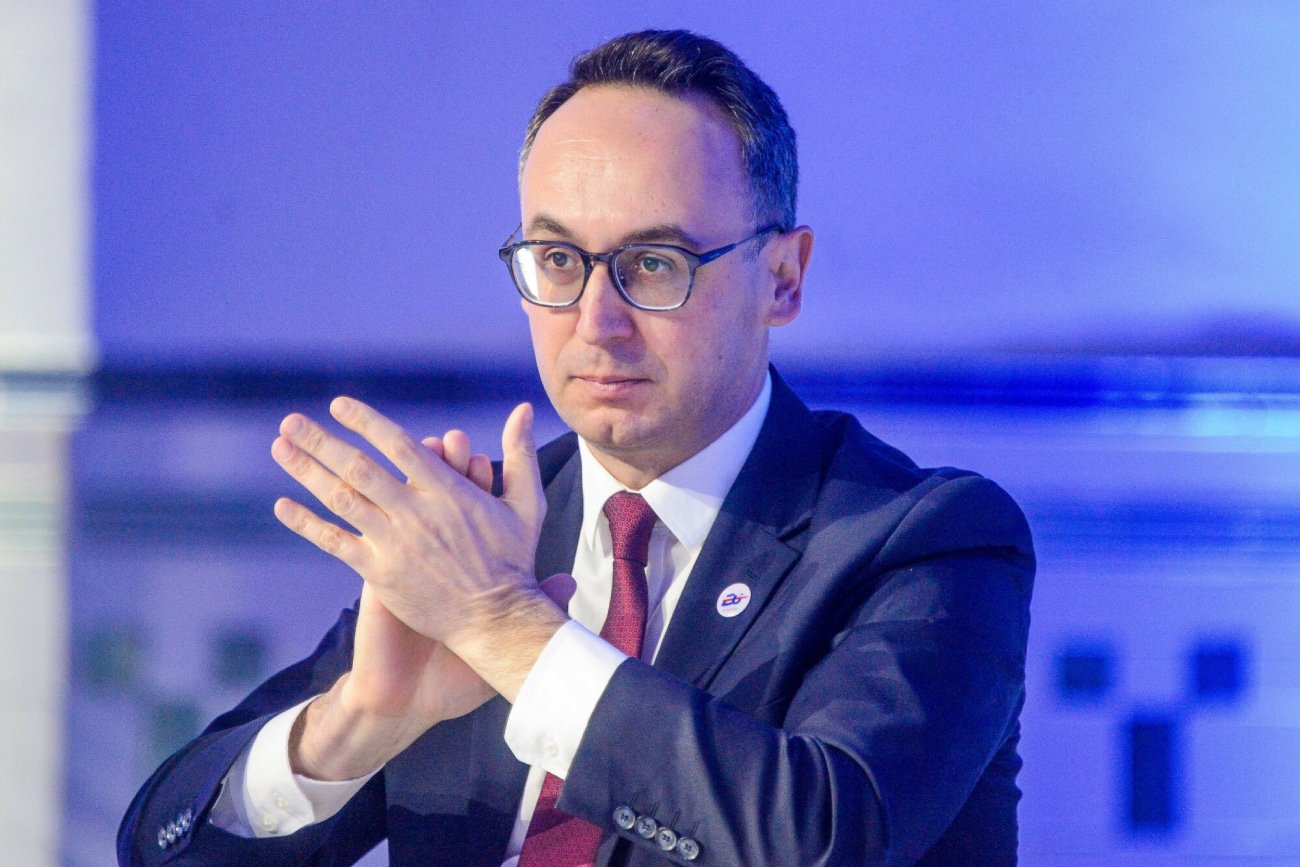 Minister infrastruktury reaguje na zatrzymanie Mateckiego. Dariusz Klimczak: "Doigrał się".