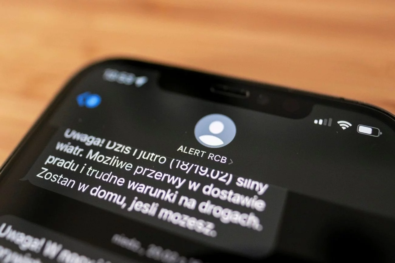 Alert informacyjny uzupełni alert RCB. Polacy będą szybciej ostrzegani.