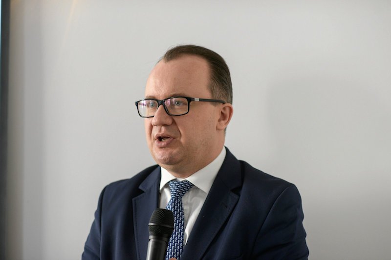 Adam Bodnar krytykuje obalenie pomnika ks. Jankowskiego w Gdańsku.