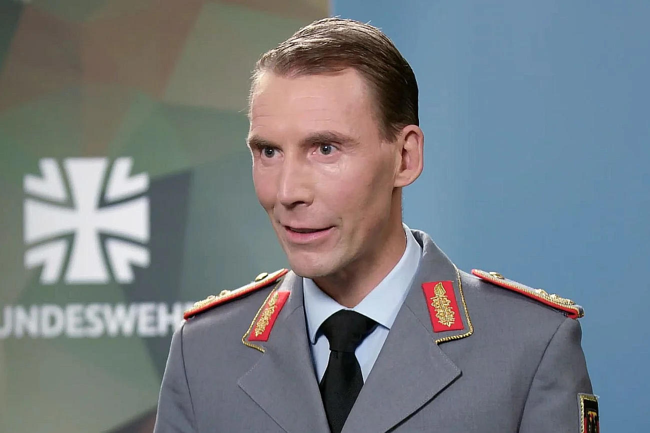 Rosja może przygotowywać się do jednoczesnego wystrzelenia nawet 2000 dronów przeciwko Ukrainie – mówi generał Christian Freuding, szef Centrum Sytuacyjnego dla Ukrainy w niemieckim Ministerstwie Obrony Rosja może przygotowywać się do jednoczesnego wystrzelenia nawet 2000 dronów przeciwko Ukrainie – mówi generał Christian Freuding, szef Centrum Sytuacyjnego dla Ukrainy w niemieckim Ministerstwie Obrony