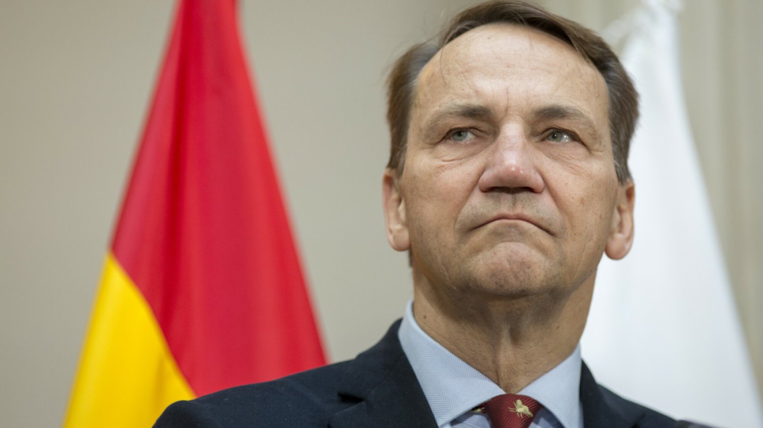 Skorski ostrzega Hiszpanię przed Rosją.