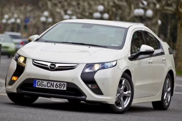 Opel Ampera - ceny od 208450 zł