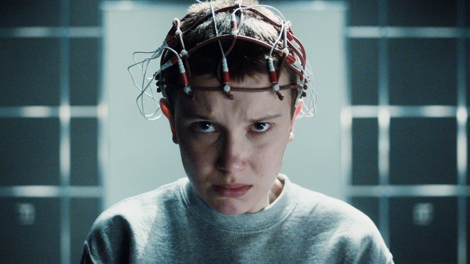 Millie Bobby Brown jako Jedenastka w "Stranger Things 4".