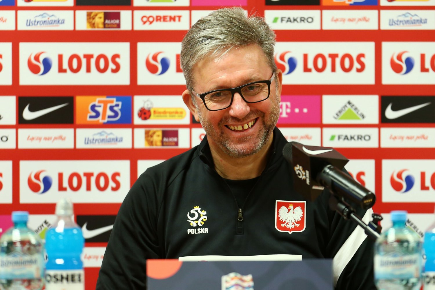 Jerzy Brzęczek pozostaje bez pracy od roku, gdy został zwolniony przez Zbigniewa Bońka