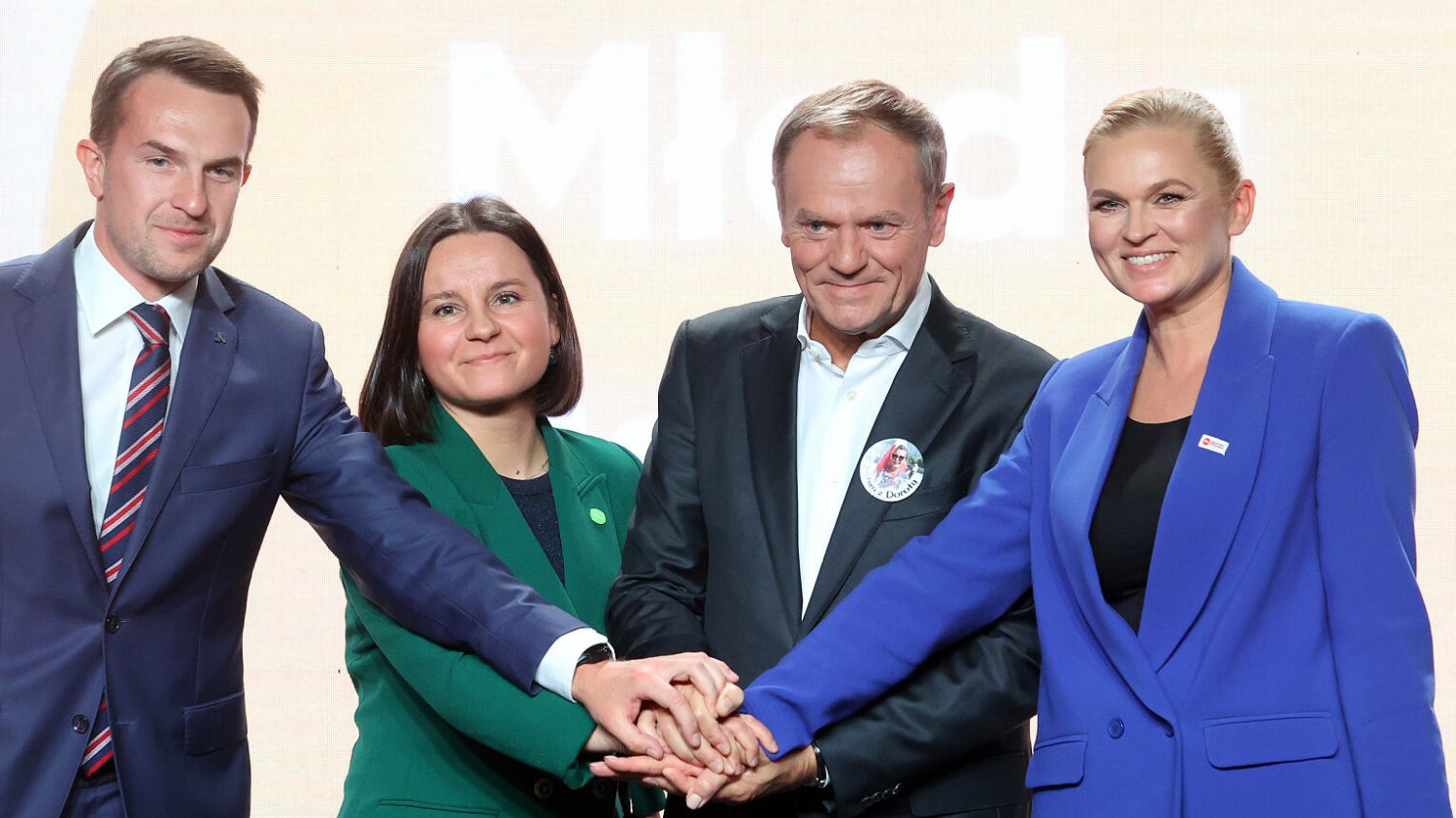 W sondażu "Barometr Opinii" Kantar Public to KO cieszy się najwyższym poparciem. W sondażu "Barometr Opinii" Kantar Public to KO cieszy się najwyższym poparciem.