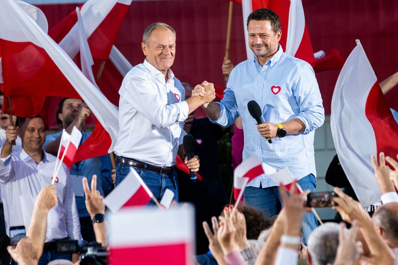 Polacy wskazali, kto powinien być premierem, jeśli wygra opozycja.