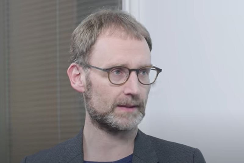 Neil Ferguson miał złamać zasady kwarantanny.